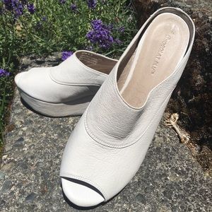 Chocolat Blu Wedges Silver Grey 8.5 Heel 2 3/4”